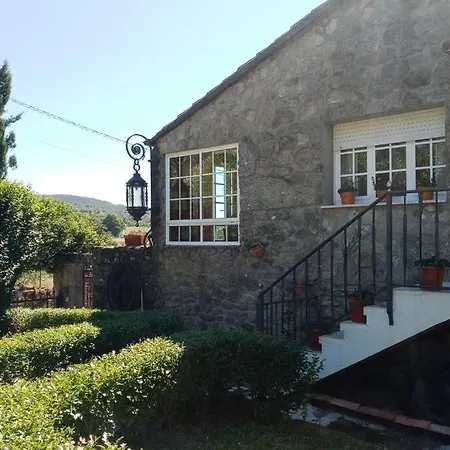 Holiday home Casa Meson, Casa Rural En Couso, Pontevedra