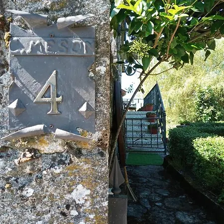 Casa Meson, Casa Rural En Couso, Pontevedra Holiday home *